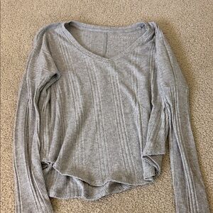 Aeropostale Gray Ribbed V-Neck Women's Top